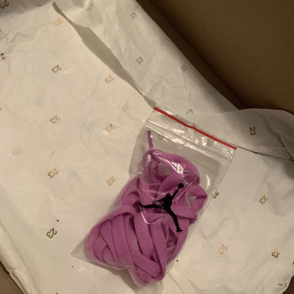 Fuchsia glow berry Jordan 7’s - Picture 8 of 8